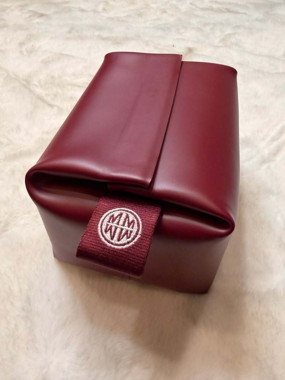 Cadence The Merlot Parcel 2 Quarts Lunch Bag